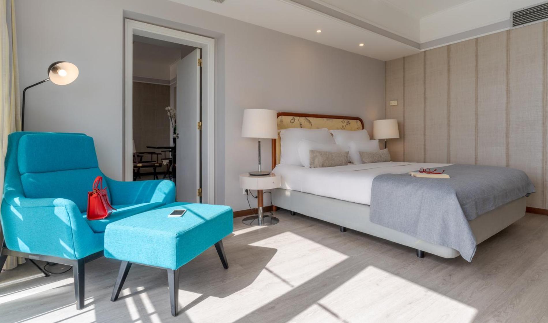 Pestana Alvor Praia Premium Beach & Golf Resort Екстериор снимка A bedroom at the hotel