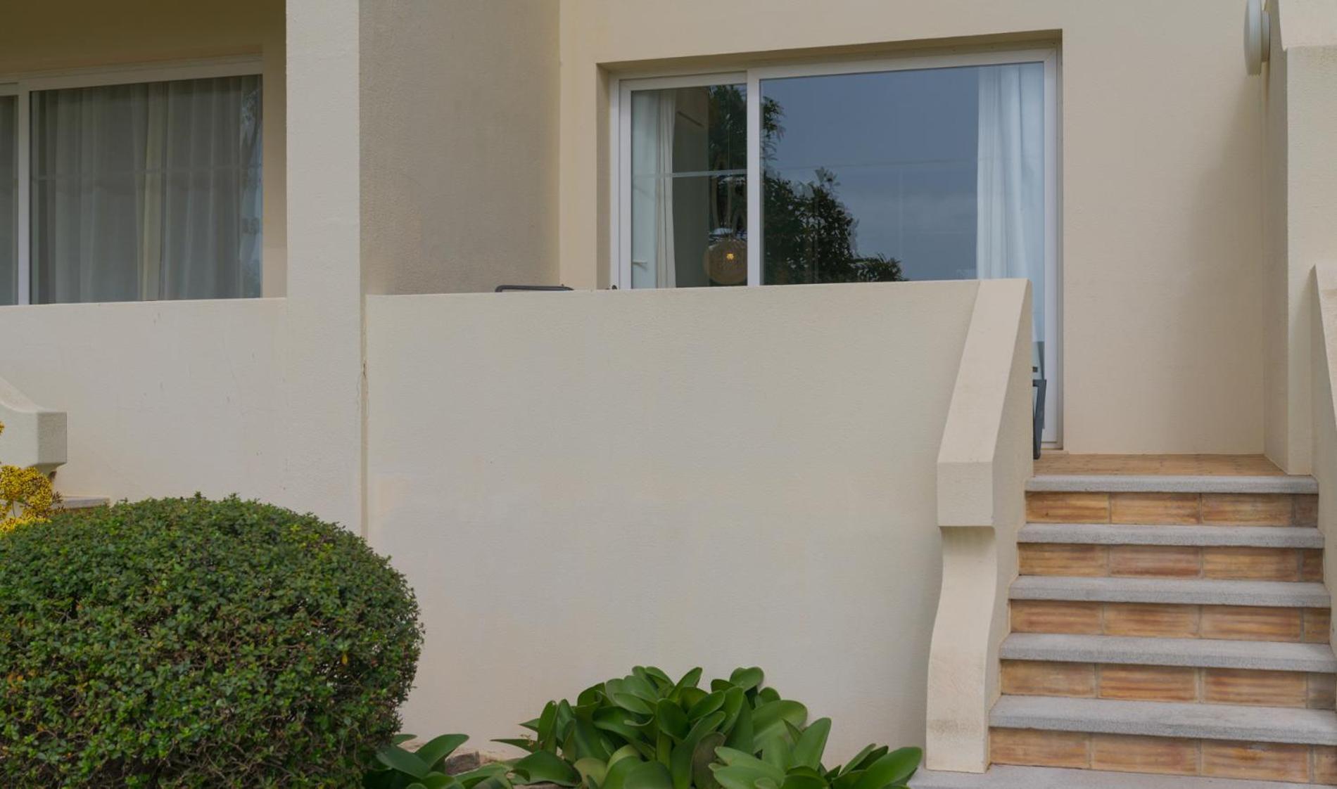 Pestana Alvor Praia Premium Beach & Golf Resort Екстериор снимка A sliding door